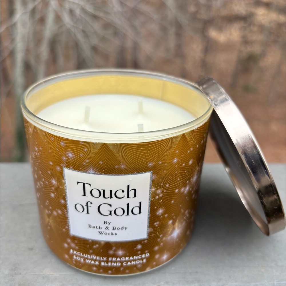 Bath & Body Works 3 Wick Candle Touch of Gold